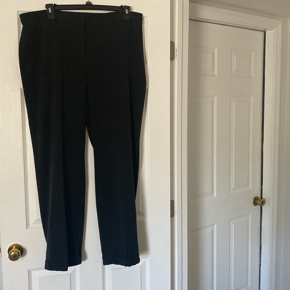 Women’s Soft By Avenue Black Pants - Picture 1 of 3